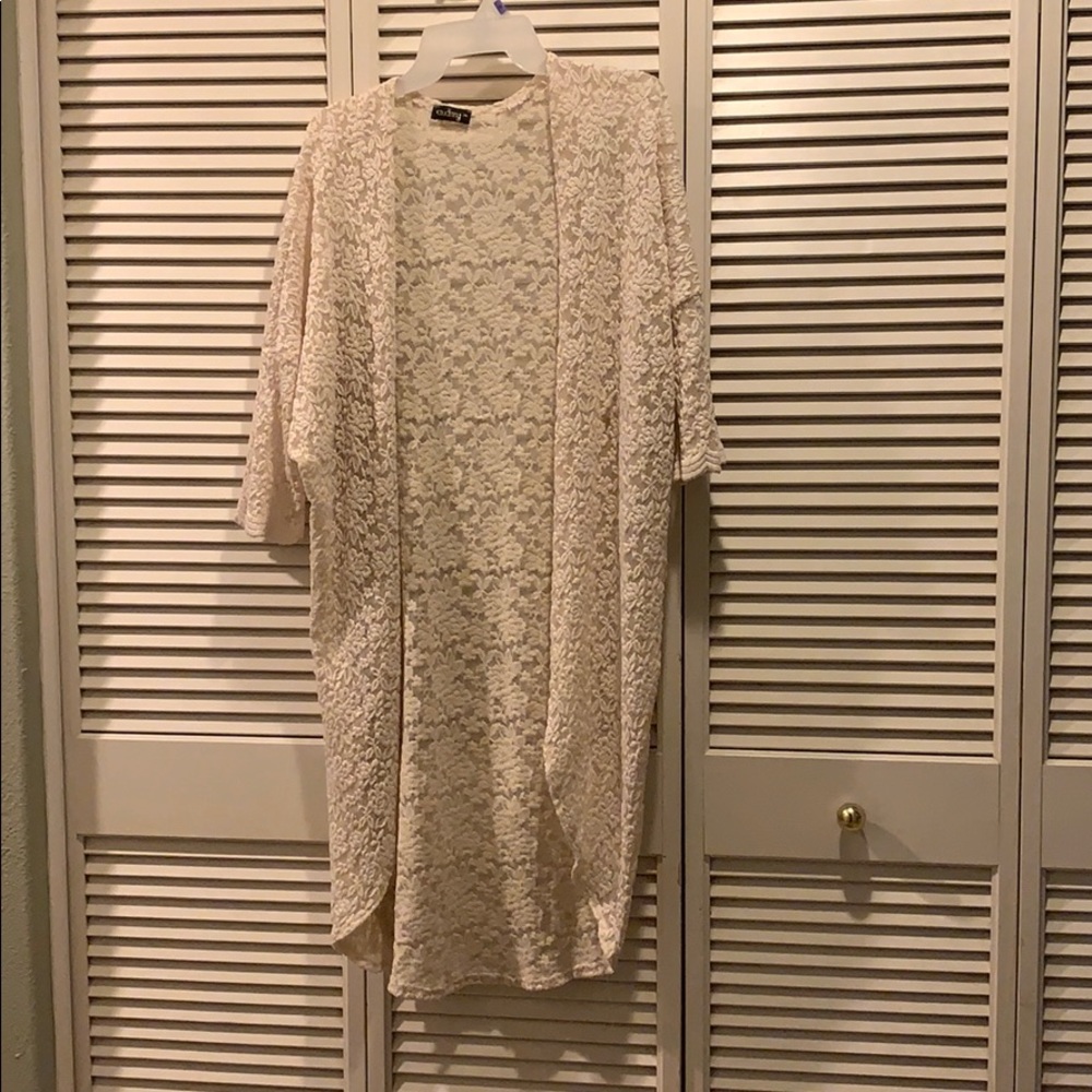 LACE KIMONO (MIDI)